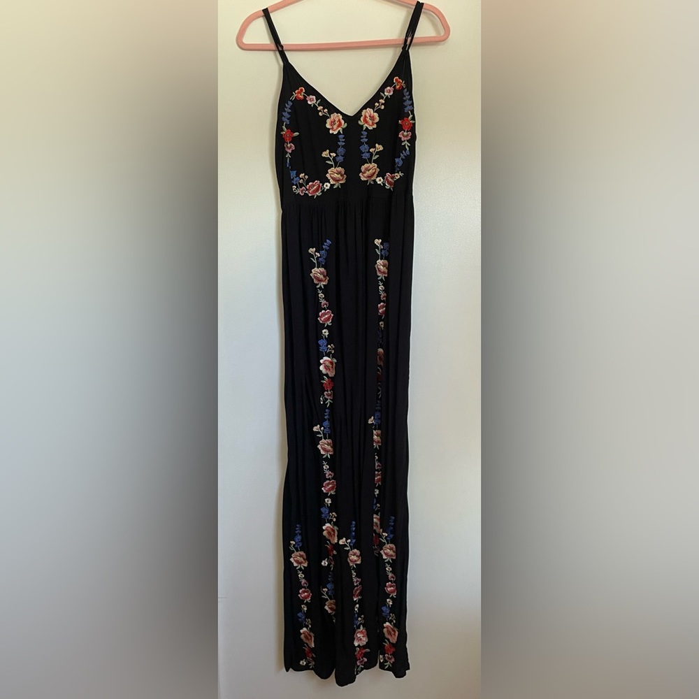 Black Floral Embroidered Maxi Dress